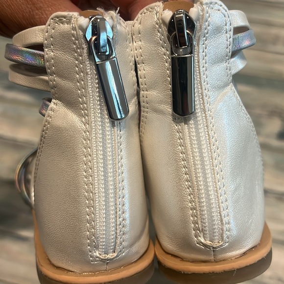 Cat & Jack Shoes - 2 pairs - Picture 13 of 14